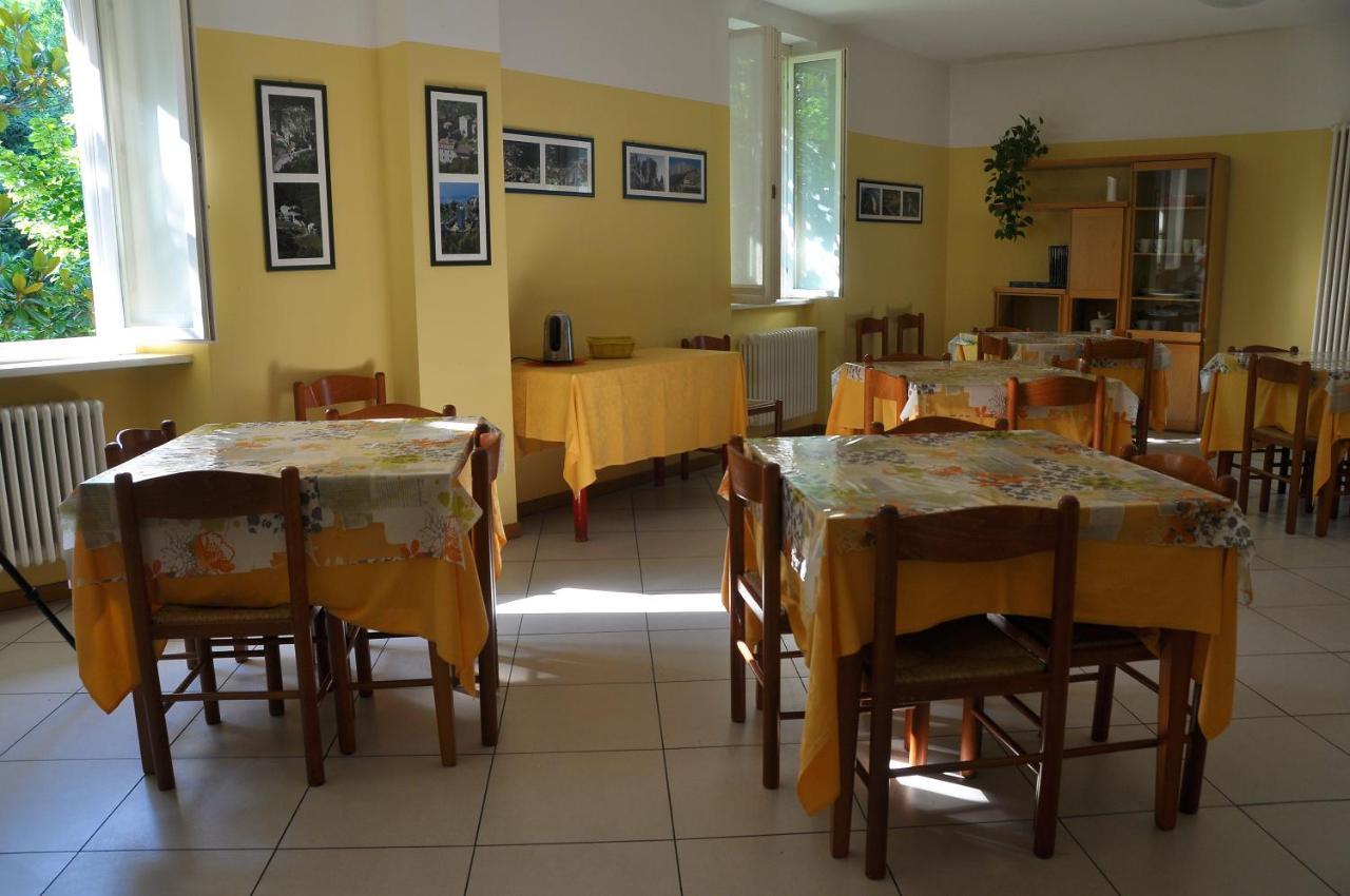 Ostello Residenza Molinatto Oggiono Bagian luar foto