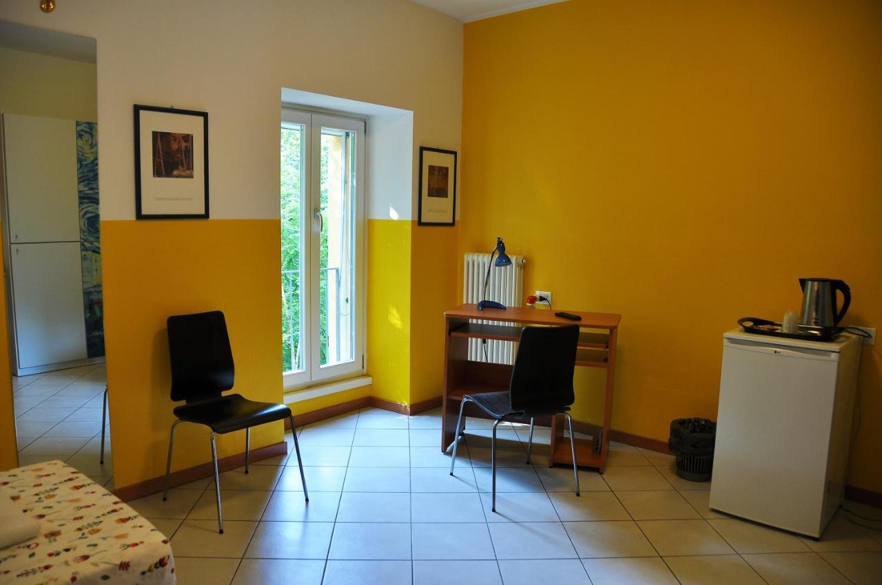 Ostello Residenza Molinatto Oggiono Bagian luar foto