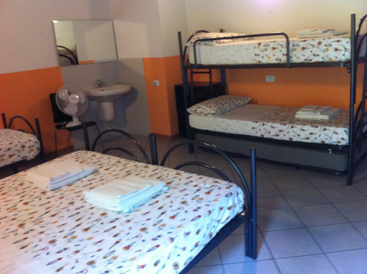 Ostello Residenza Molinatto Oggiono Bagian luar foto