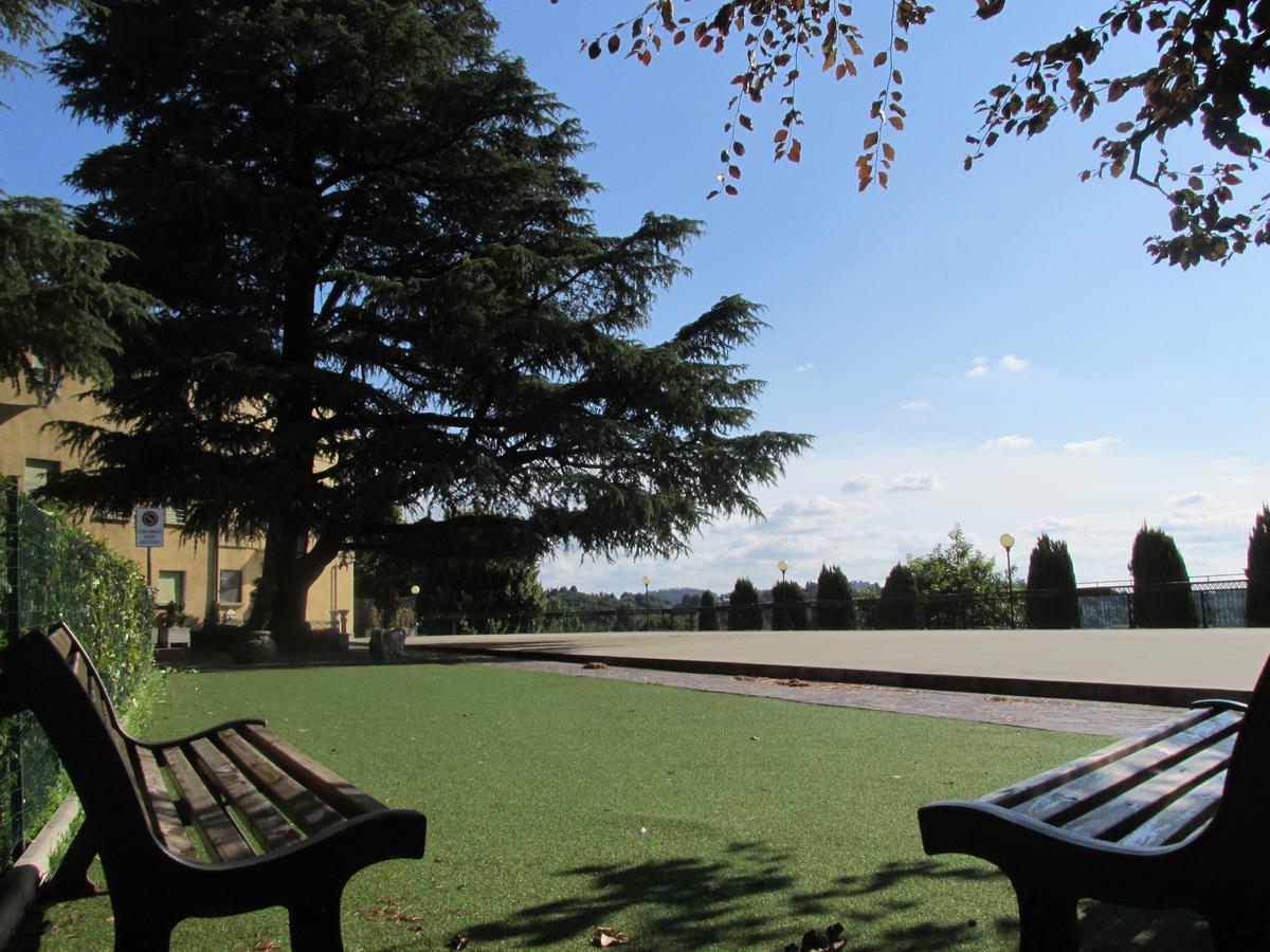 Ostello Residenza Molinatto Oggiono Bagian luar foto