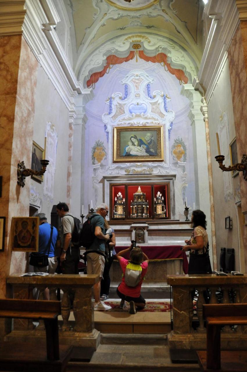 Ostello Residenza Molinatto Oggiono Bagian luar foto